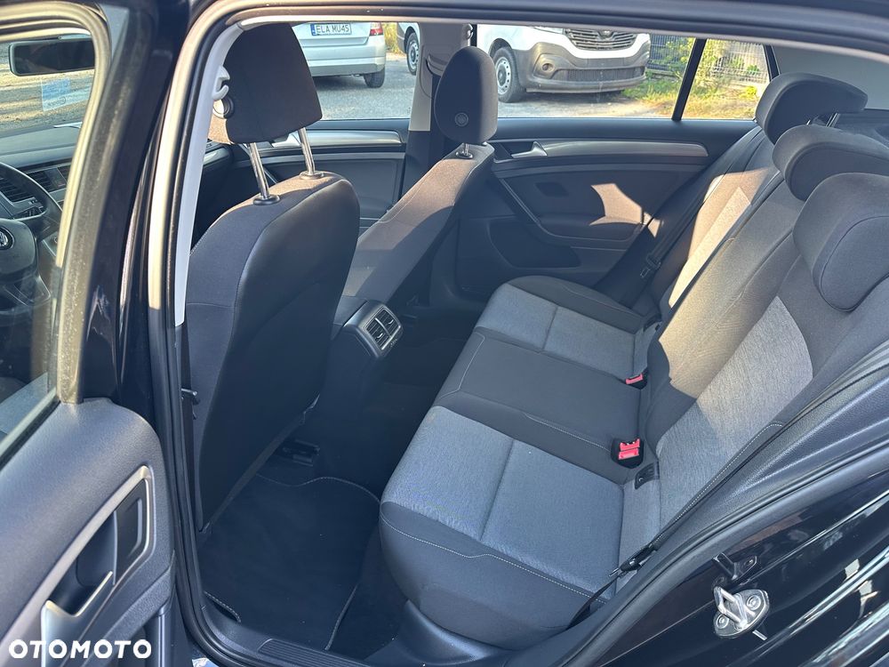 Volkswagen Golf 1.2 TSI Style - 29