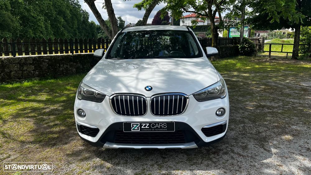 BMW X1 sDrive18d Aut. Sport Line - 2