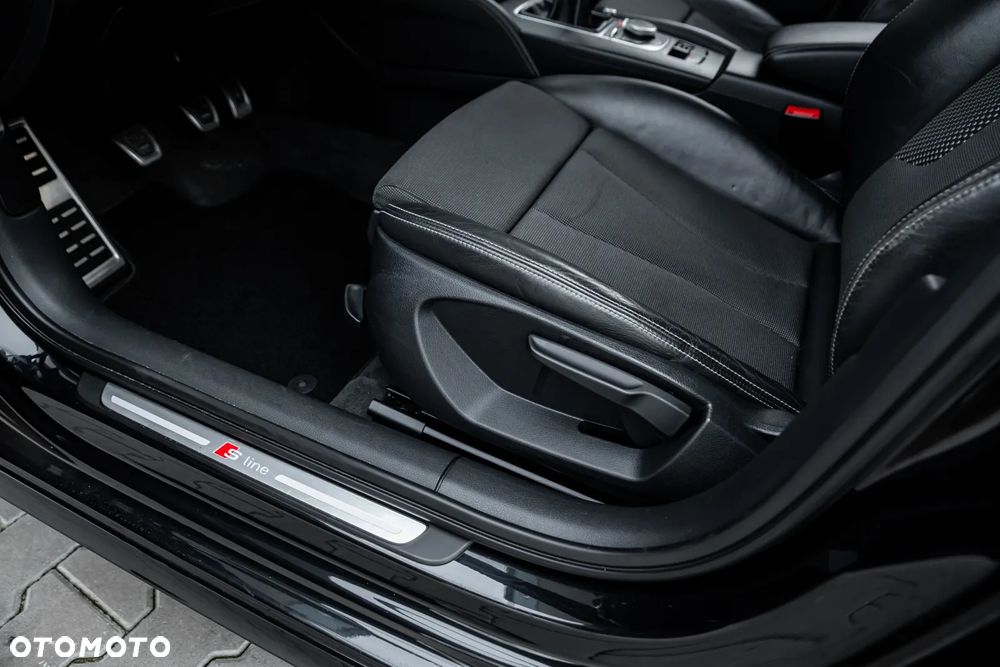 Audi A3 Sportback 1.4 TFSI cylinder on demand S line Sportpaket - 18