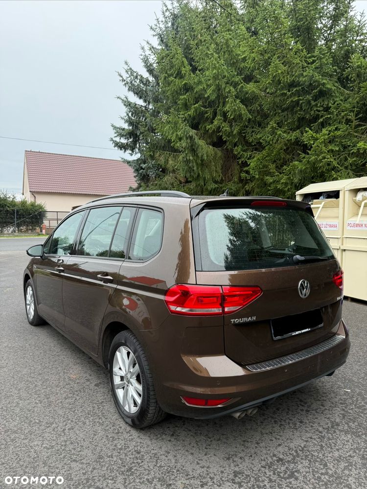 Volkswagen Touran 2.0 TDI SCR Comfortline - 3