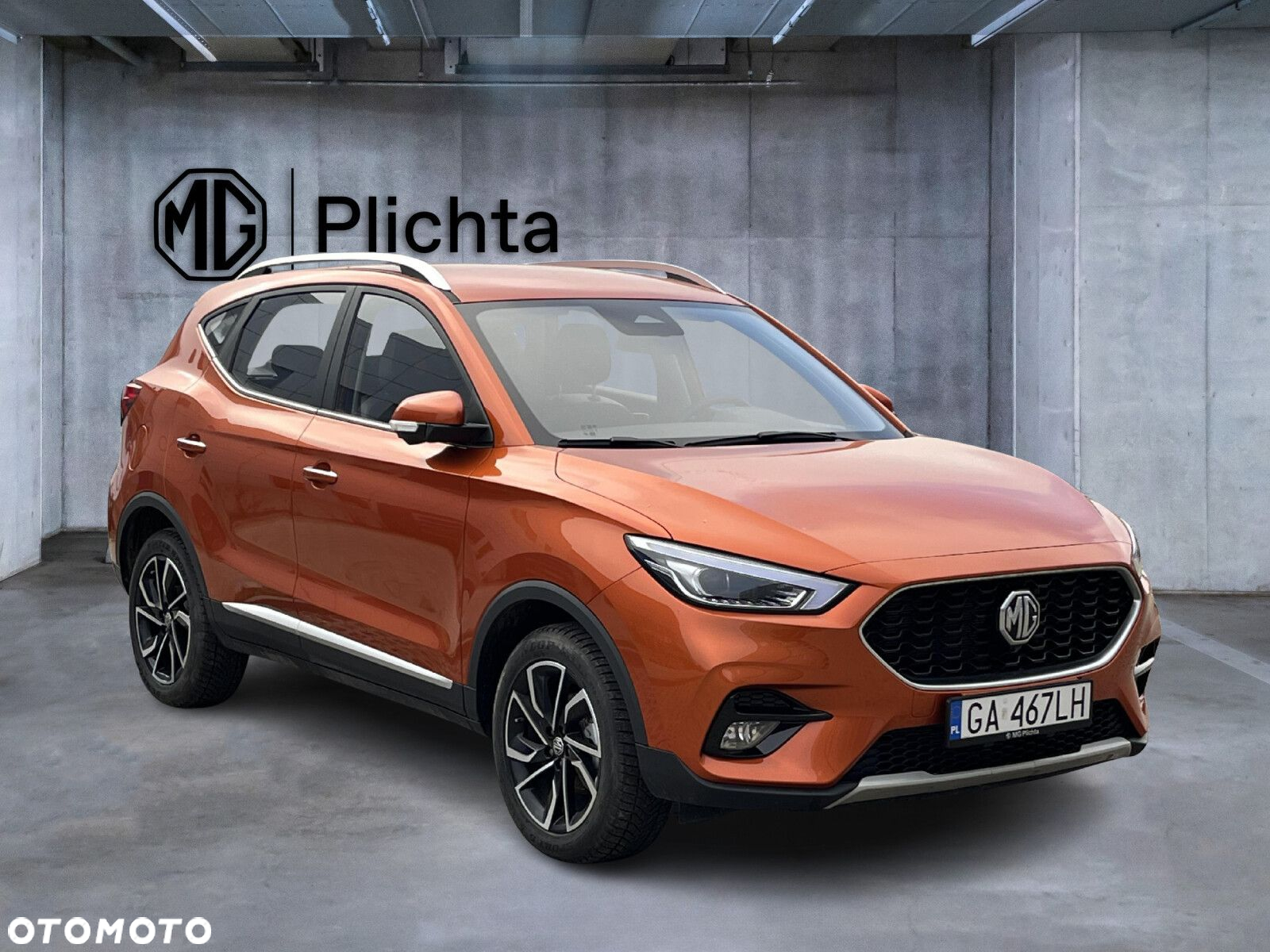 MG ZS - 8