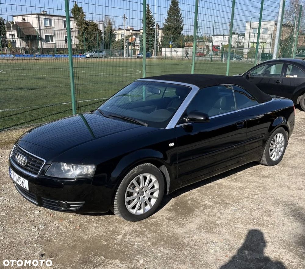 Audi A4 Cabrio 2.4 Multitronic - 2
