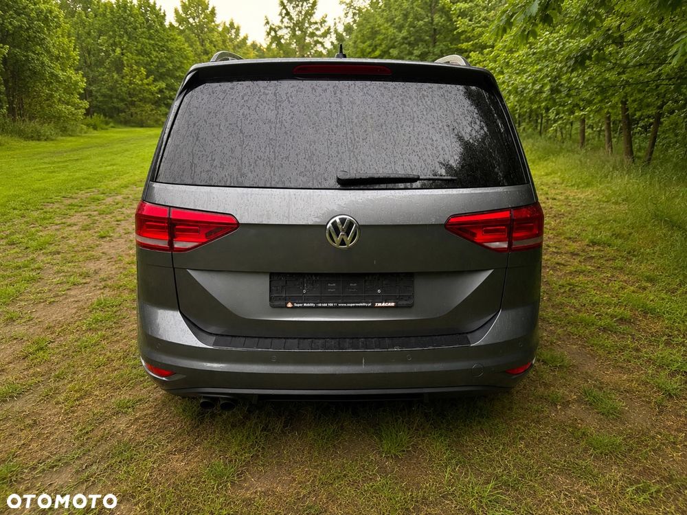 Volkswagen Touran - 5