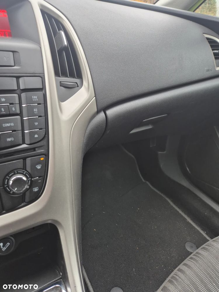 Toyota Auris Hybrid 135 Premium - 19