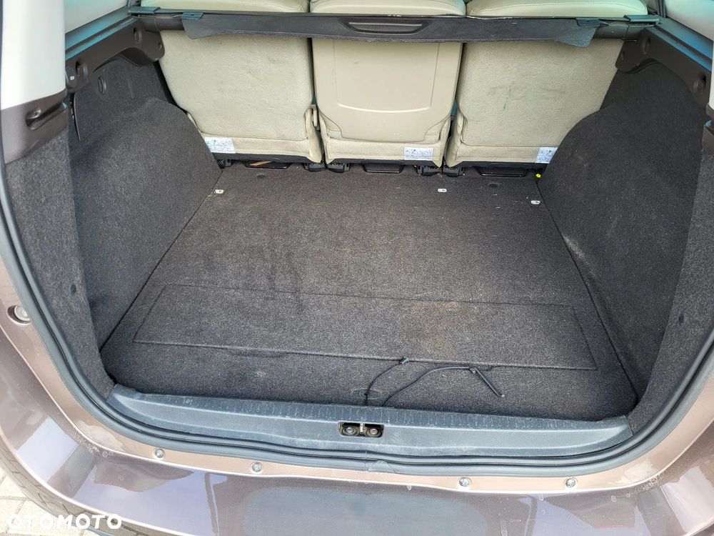 Renault Scenic 2.0 dCi Privilege - 32