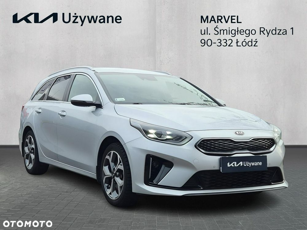 Kia Ceed - 8