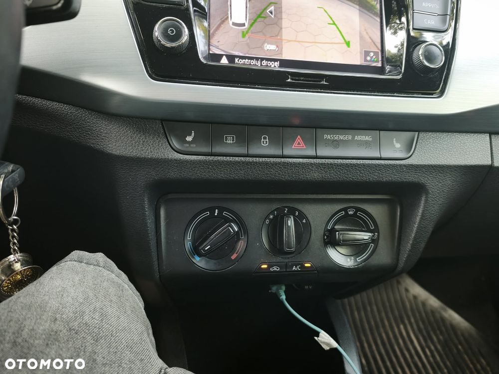 Skoda Fabia 1.0 TSI Ambition - 11