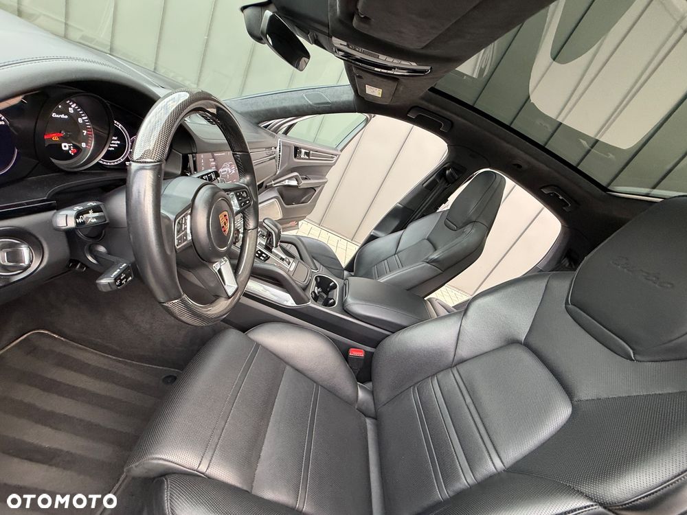 Porsche Cayenne Turbo - 23