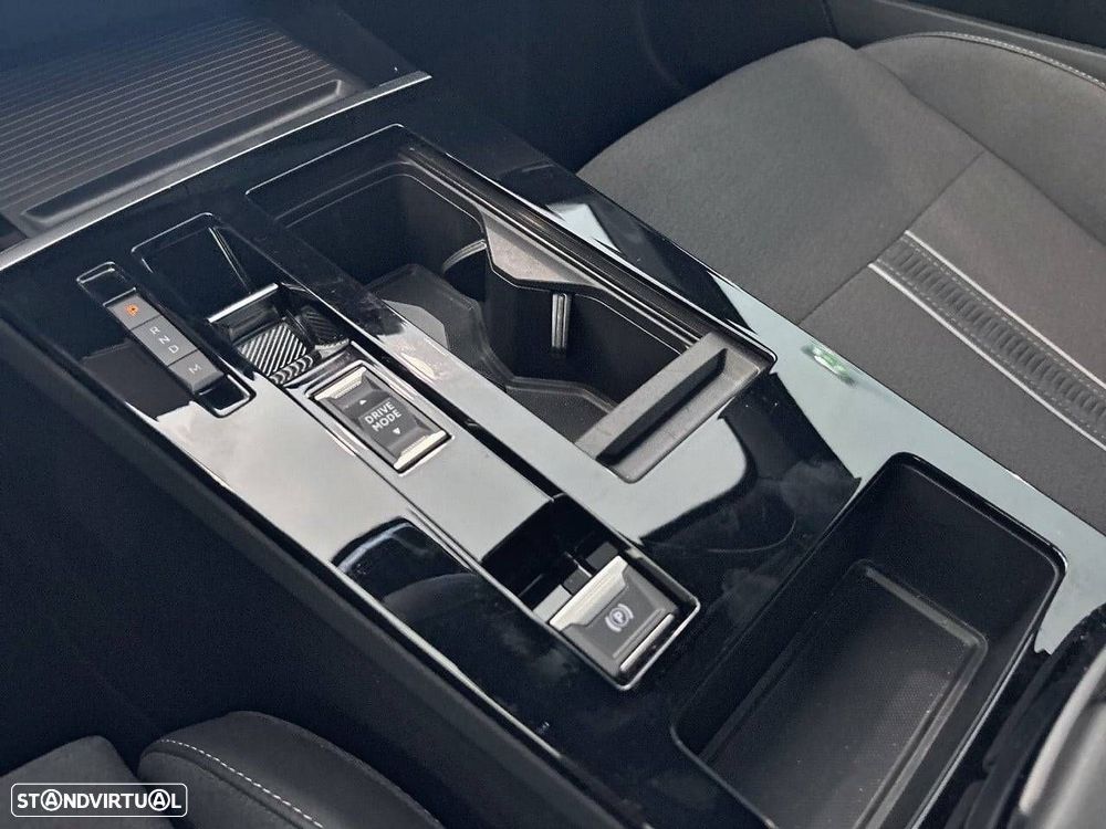 Opel Astra 1.2 T GS Aut. - 18