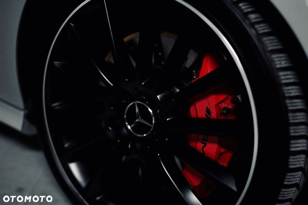 Mercedes-Benz CLA - 12