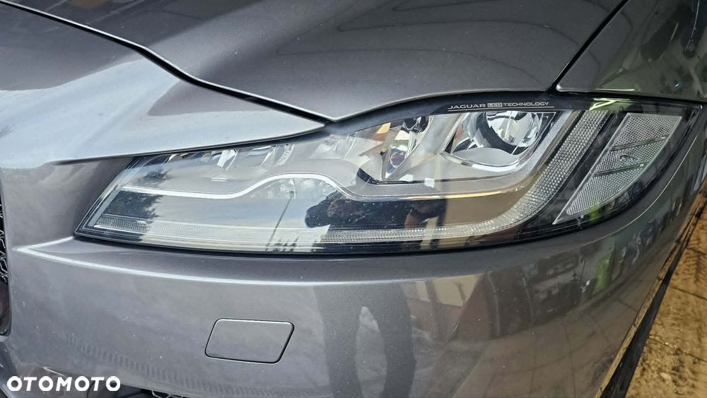 Jaguar F-Pace 2.0 i4P AWD R-Sport - 17