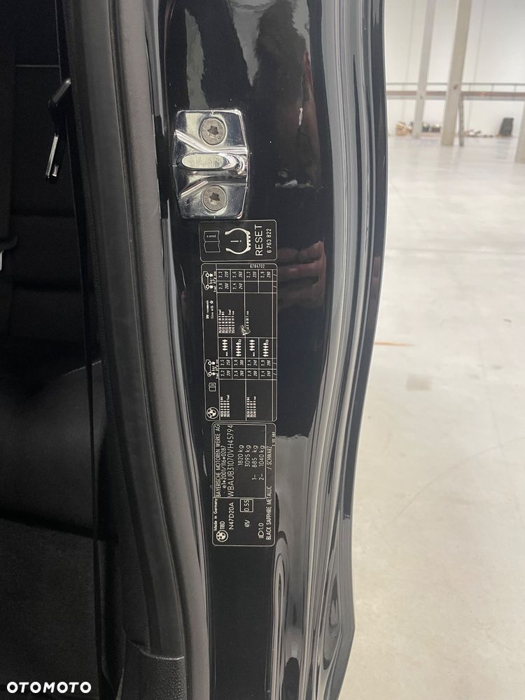 BMW Seria 1 118d - 30