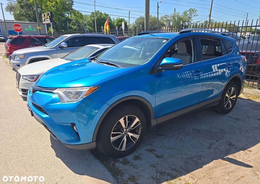 Toyota RAV4 - 2
