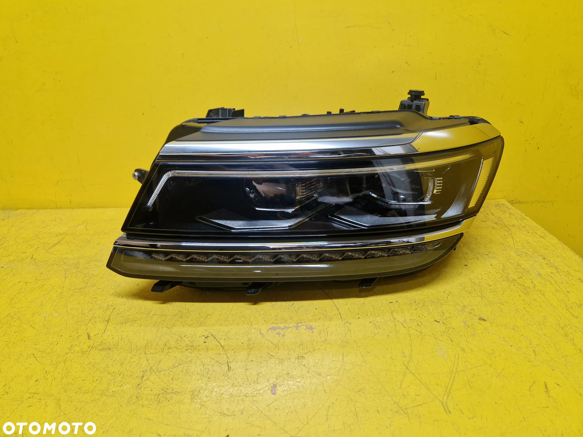 VW TIGUAN II LAMPA LEWA PRZOD FULL LED 5NB941081D - 2