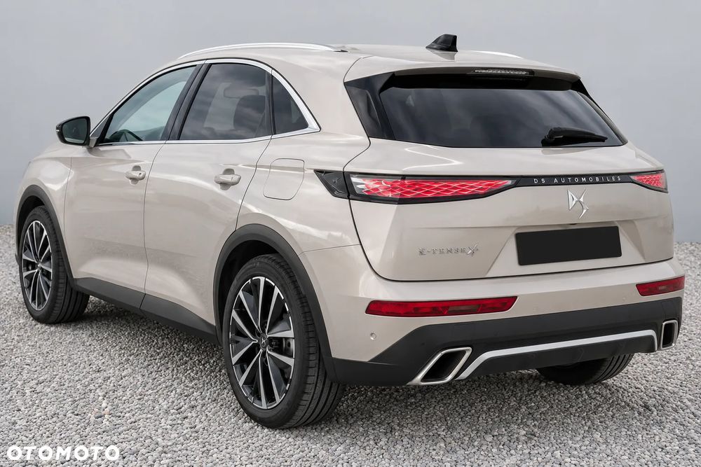 DS Automobiles DS 7 Crossback 1.6 E-Tense 4x4 Grand Chic - 5