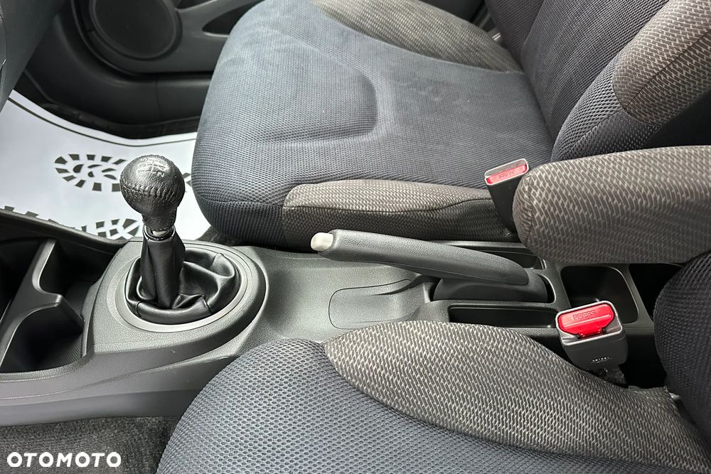 Honda Jazz 1.4 i-VTEC S - 27