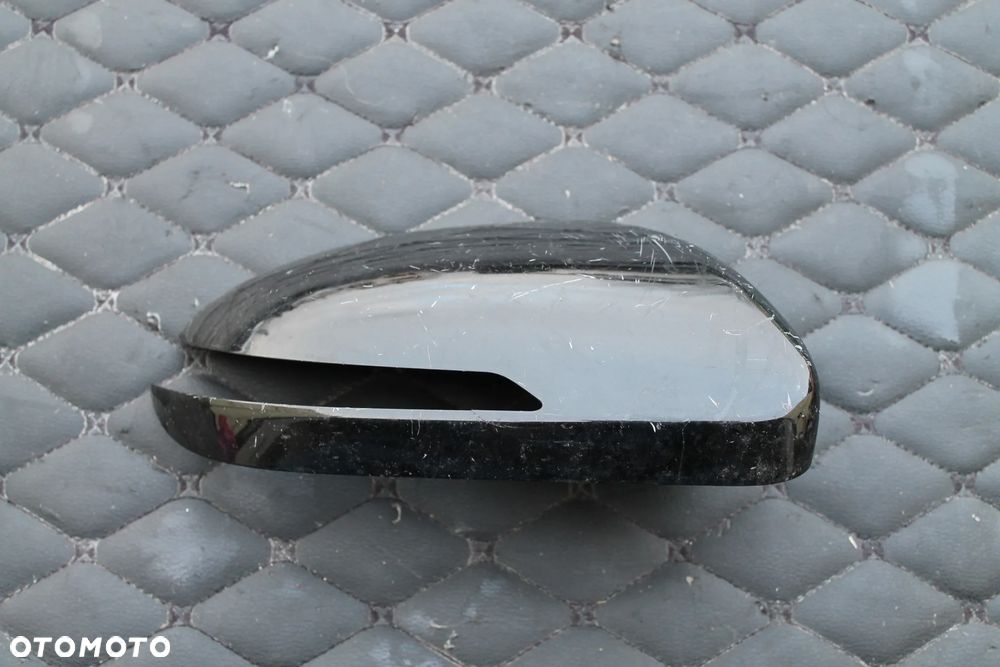 OBUDOWA LUSTERKA PRAWY PRZÓD PRZEDNIA PRAWA HYUNDAI I20 II 2 3007078301 - 1