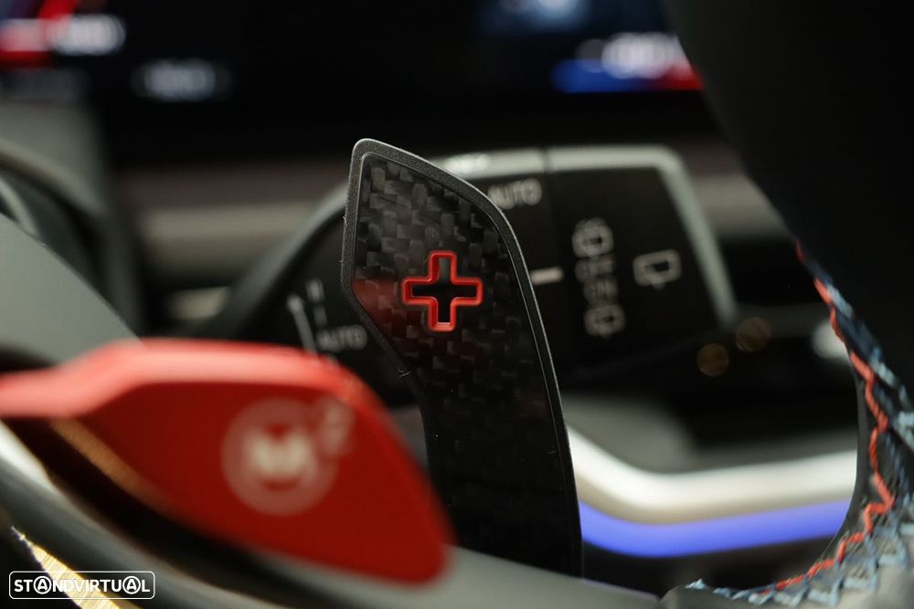 BMW XM Label Red - 23