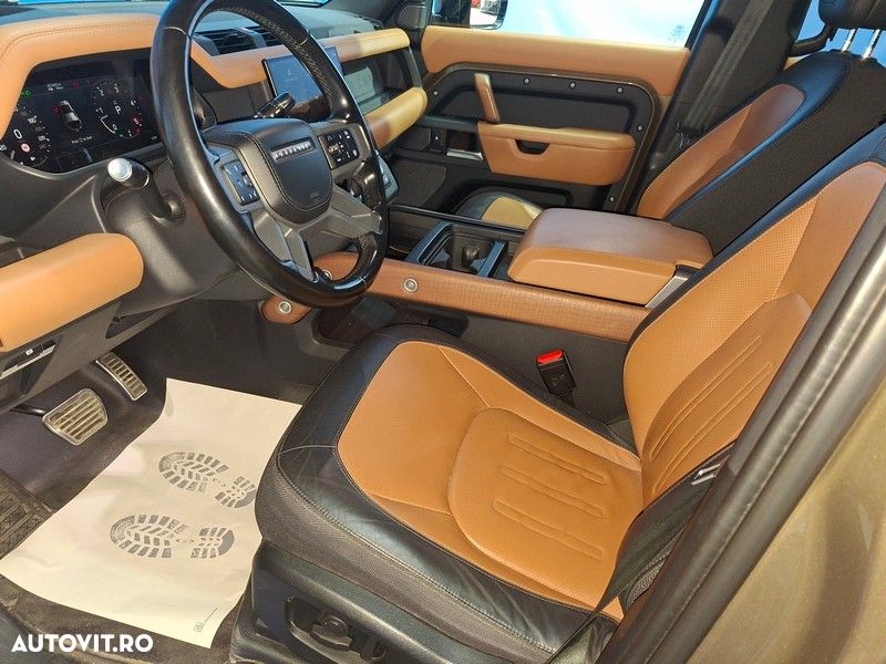 Land Rover Defender - 11