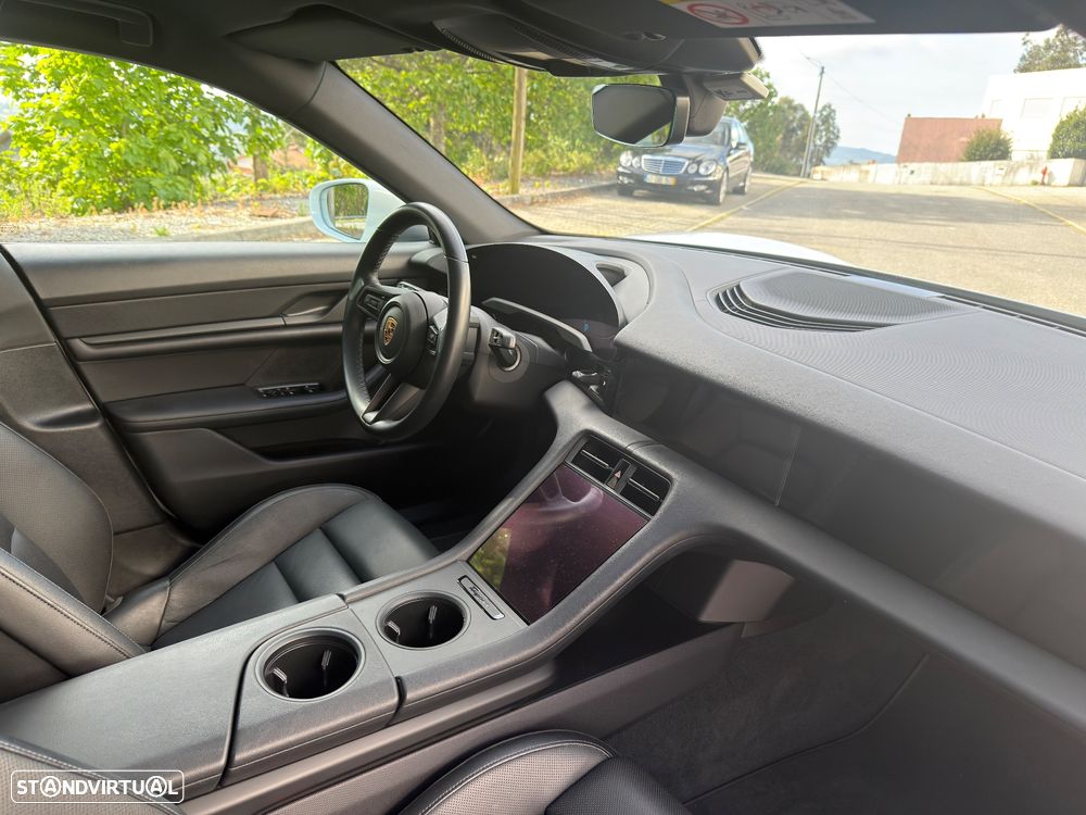 Porsche Taycan 4S Bateria Performance Plus - 30