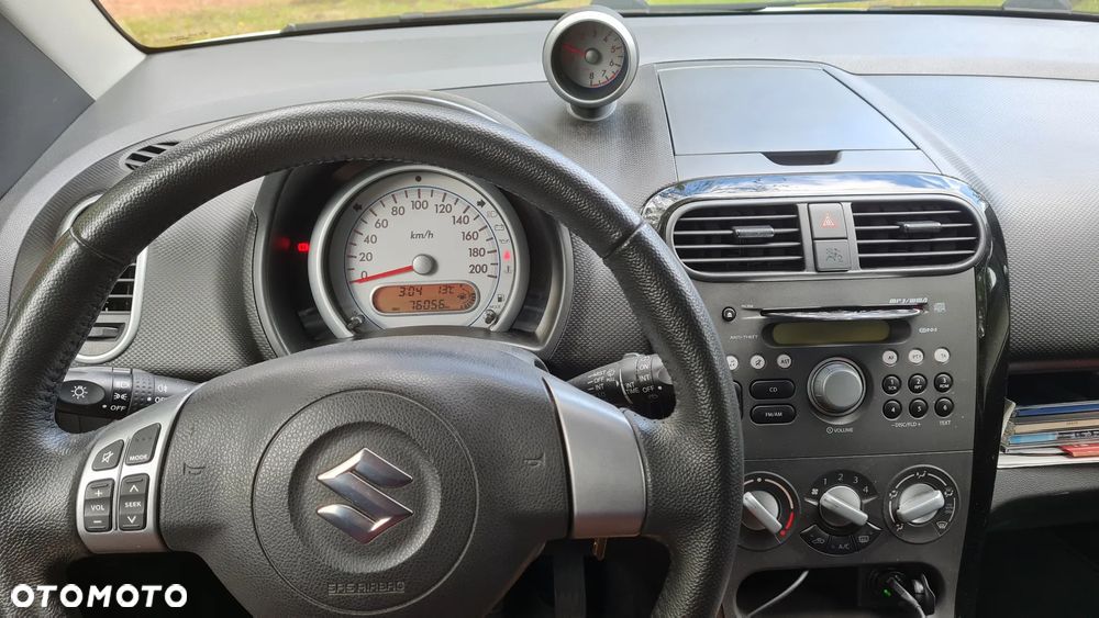 Suzuki Splash - 11