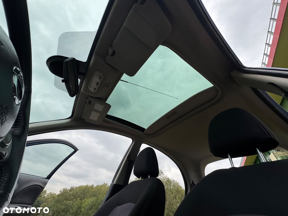 Nissan Micra - 16