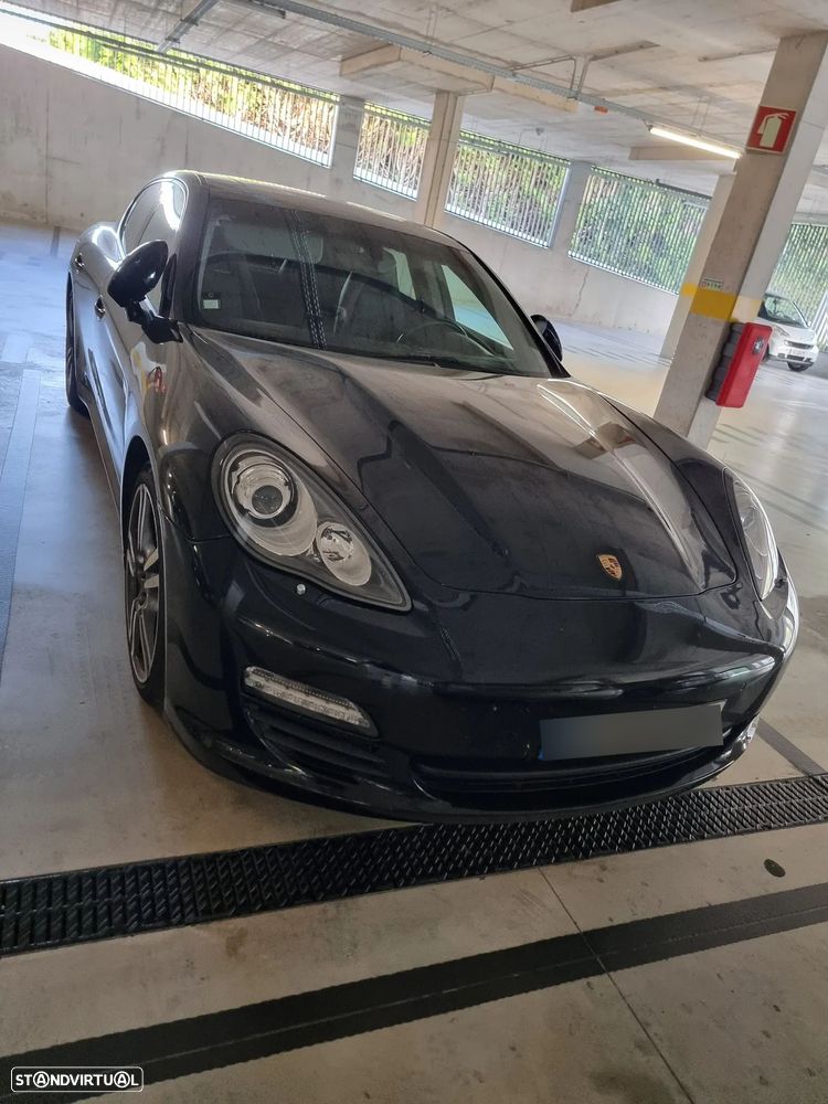 Porsche Panamera 3.0 V6 - 1
