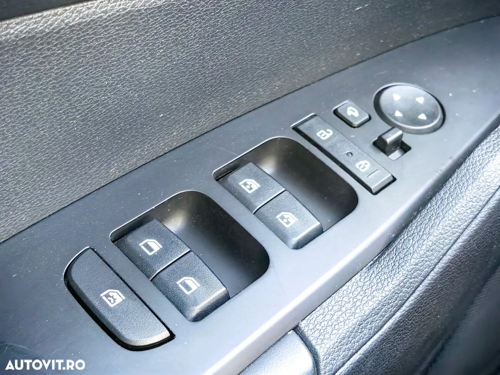 Kia Sportage 1.6 DSL 7DCT HP 4x2 Style - 29