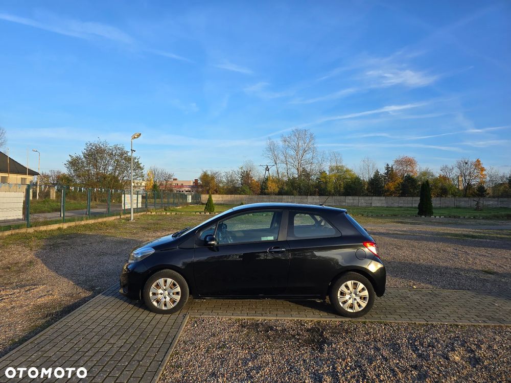 Toyota Yaris 1.0 Luna - 10