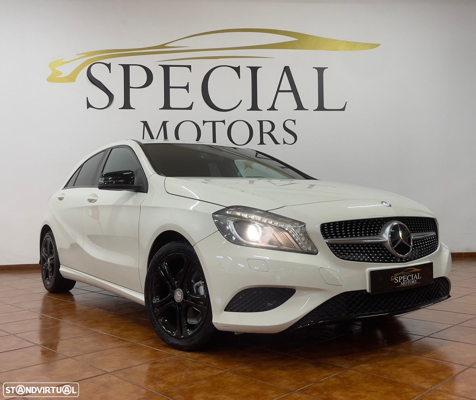 Mercedes-Benz A 180 CDI (BlueEFFICIENCY) Urban - 3