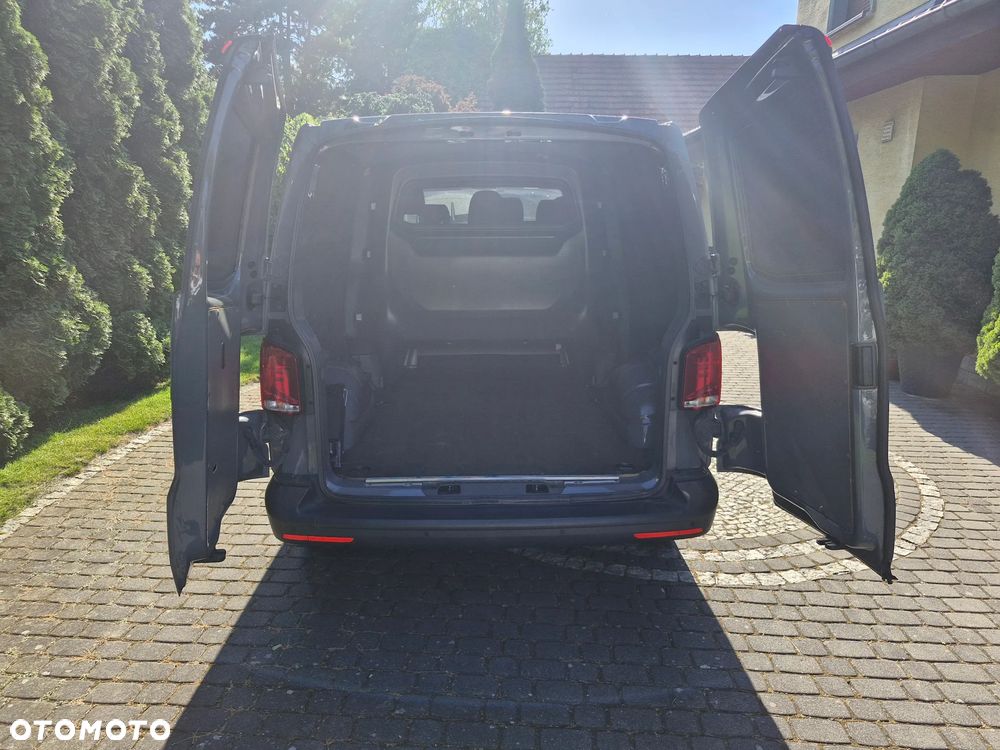 Volkswagen Transporter Kombi L2H1 - 10