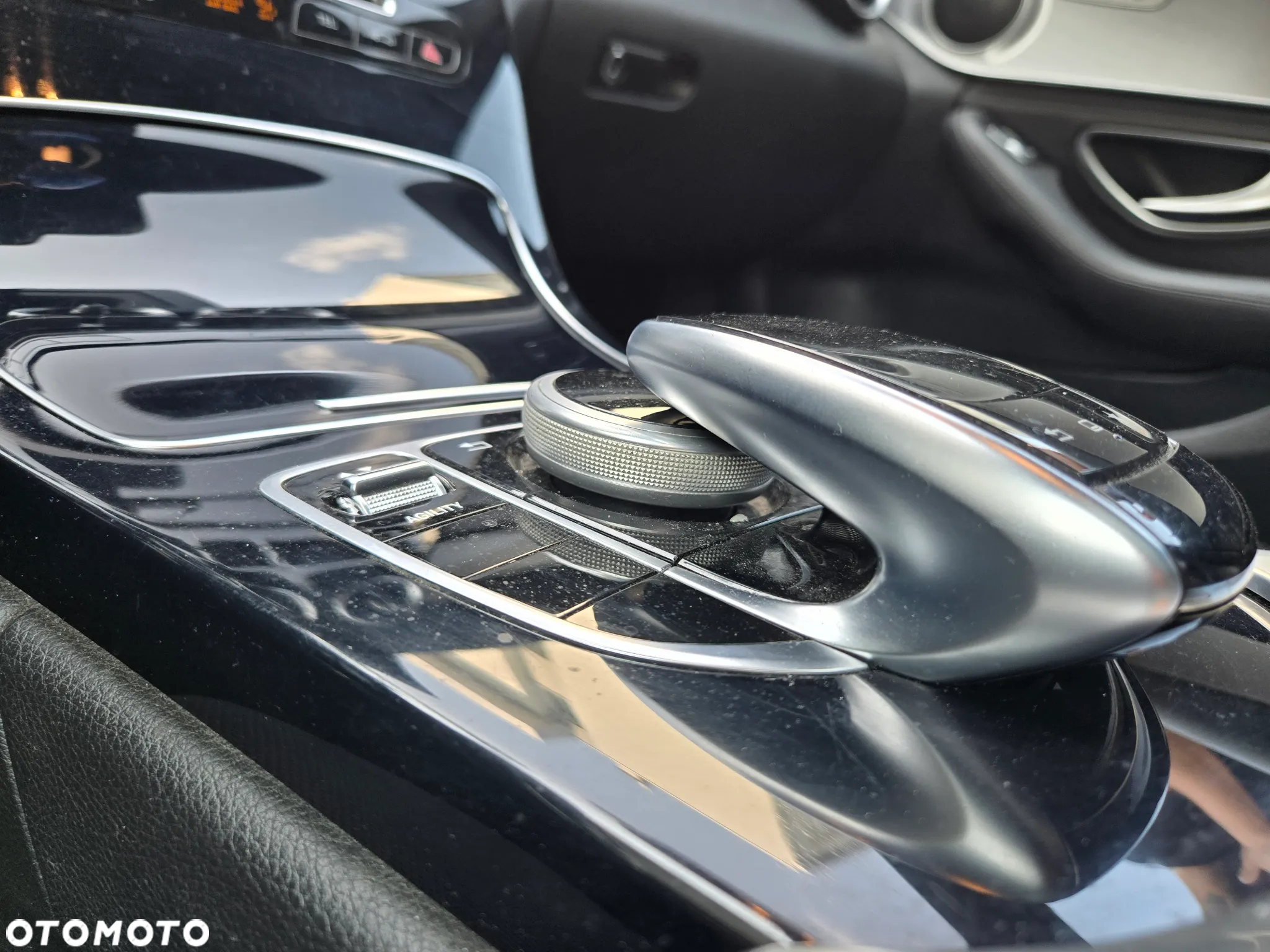 Mercedes-Benz Klasa C 220 (BlueTEC) d T 7G-TRONIC AMG Line - 11