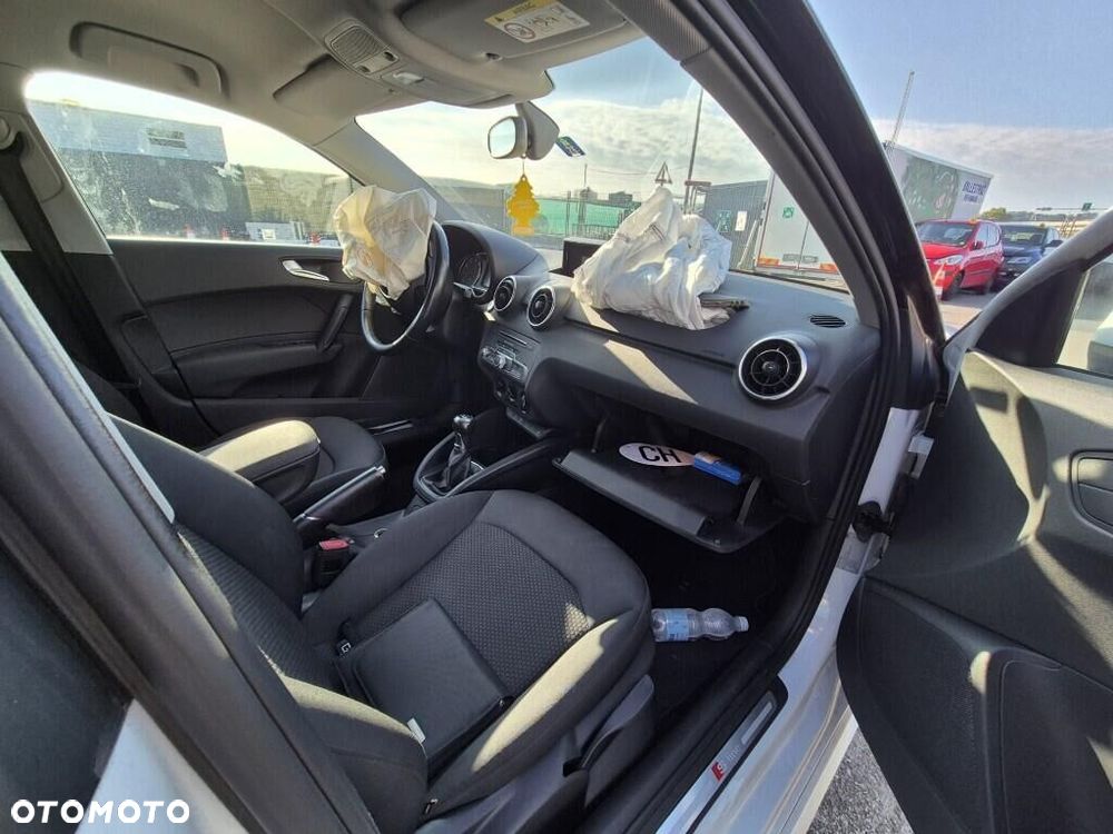 Audi A1 Sportback 1.0 TFSI ultra design - 7