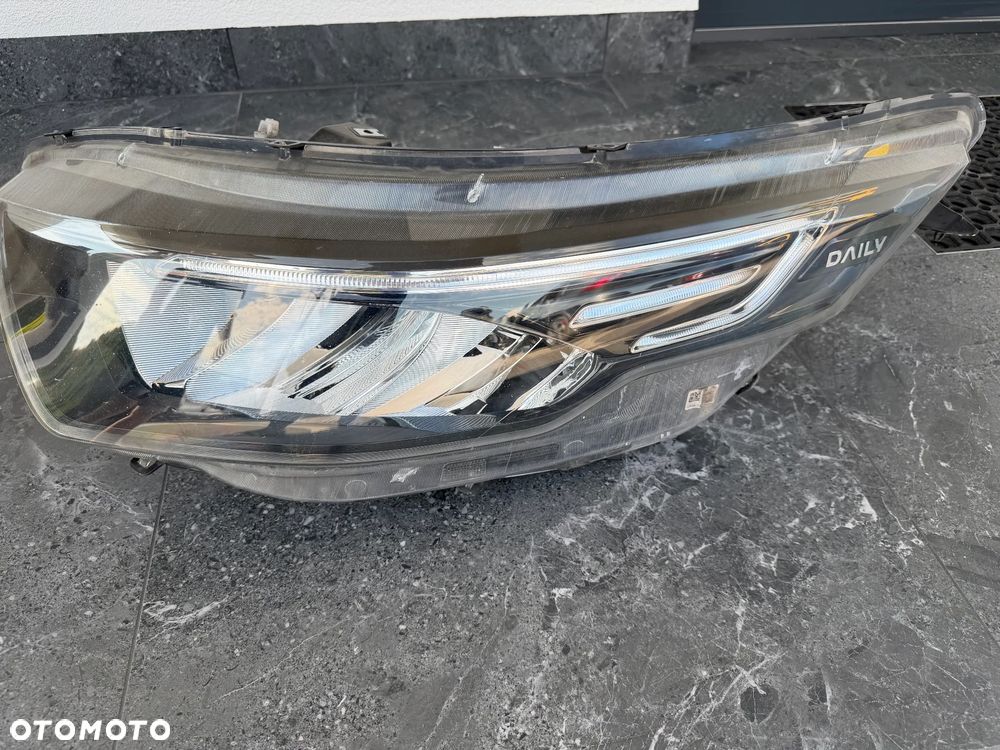 Iveco Daily 3,0 E6 180KM 16-21r lampa Lewa FULL LED 05802711800 - 3