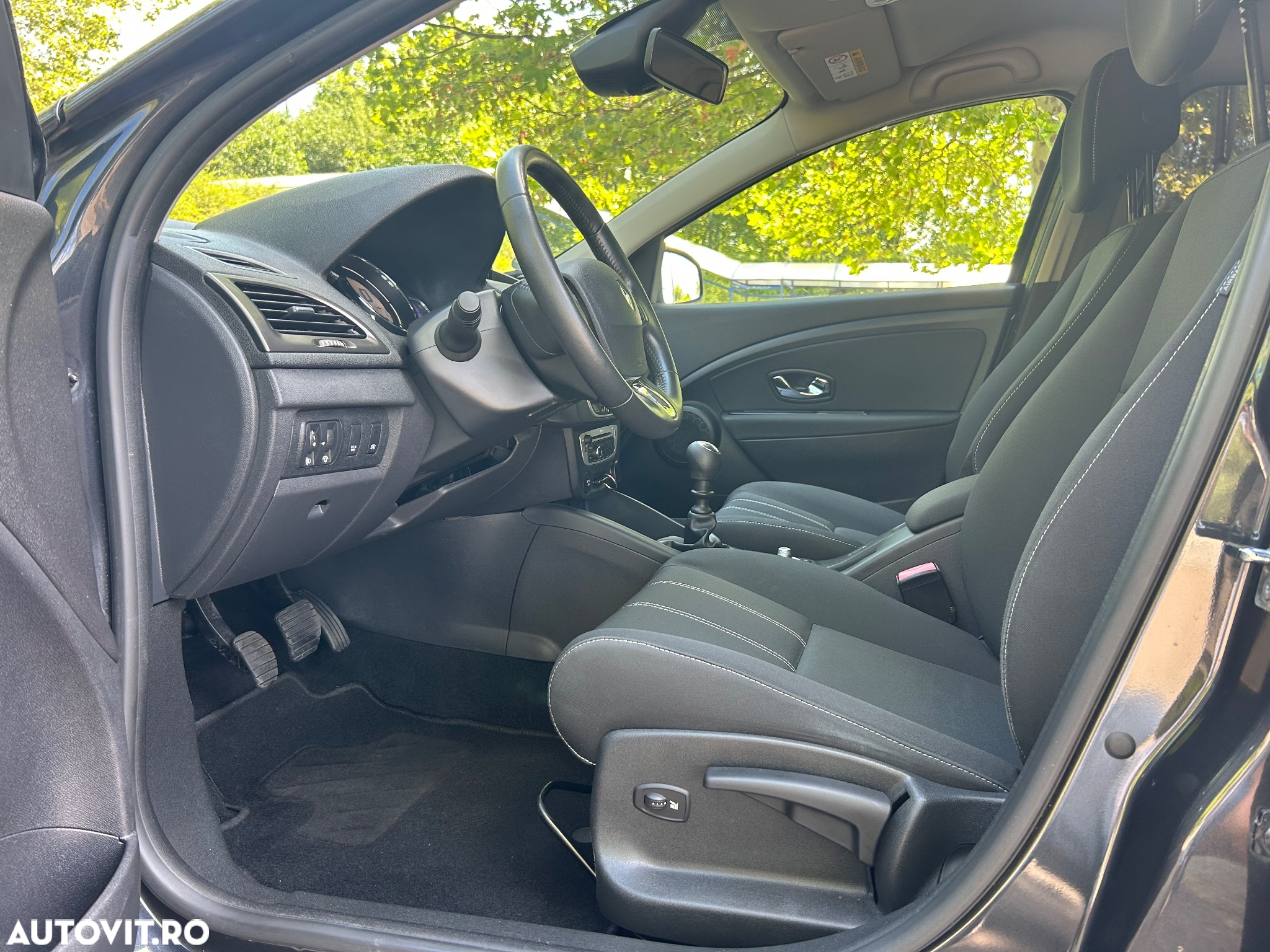 Renault Megane 1.5 dCi Expression - 6