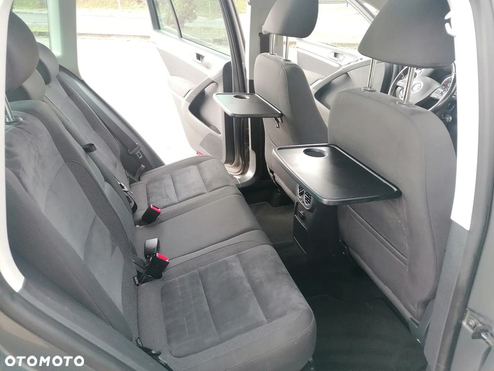 Volkswagen Tiguan 2.0 TDI DPF BlueMotion Technology Sport & Style - 29