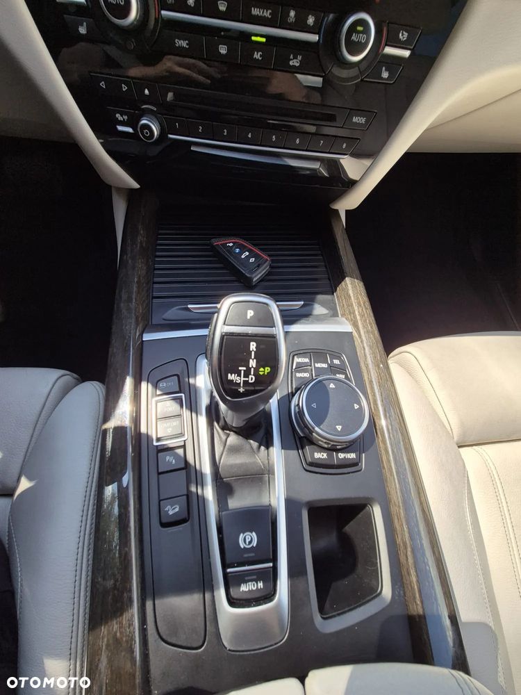 BMW X5 xDrive25d - 15