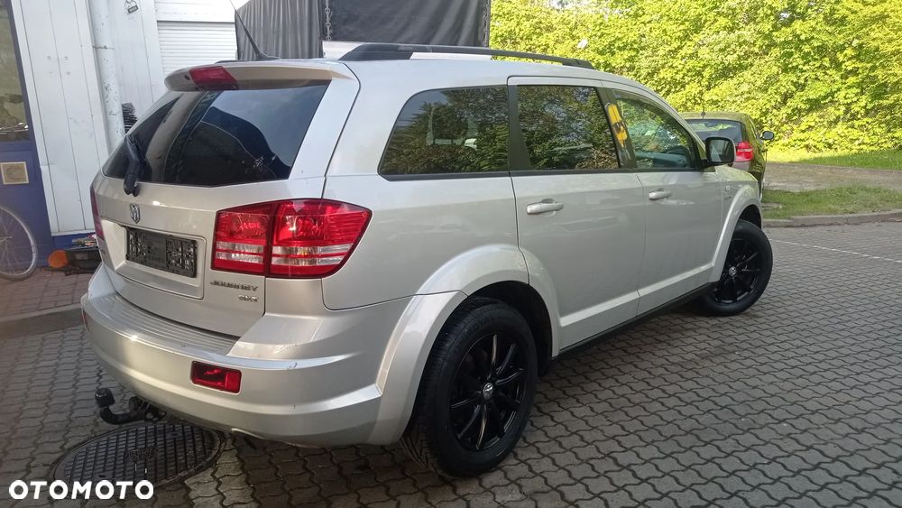 Dodge Journey 2.4 SXT - 21