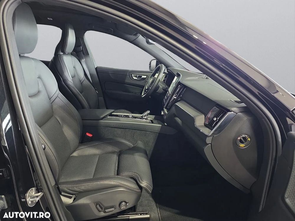 Volvo XC 60 T8 AWD Ultra Black Edition - 10
