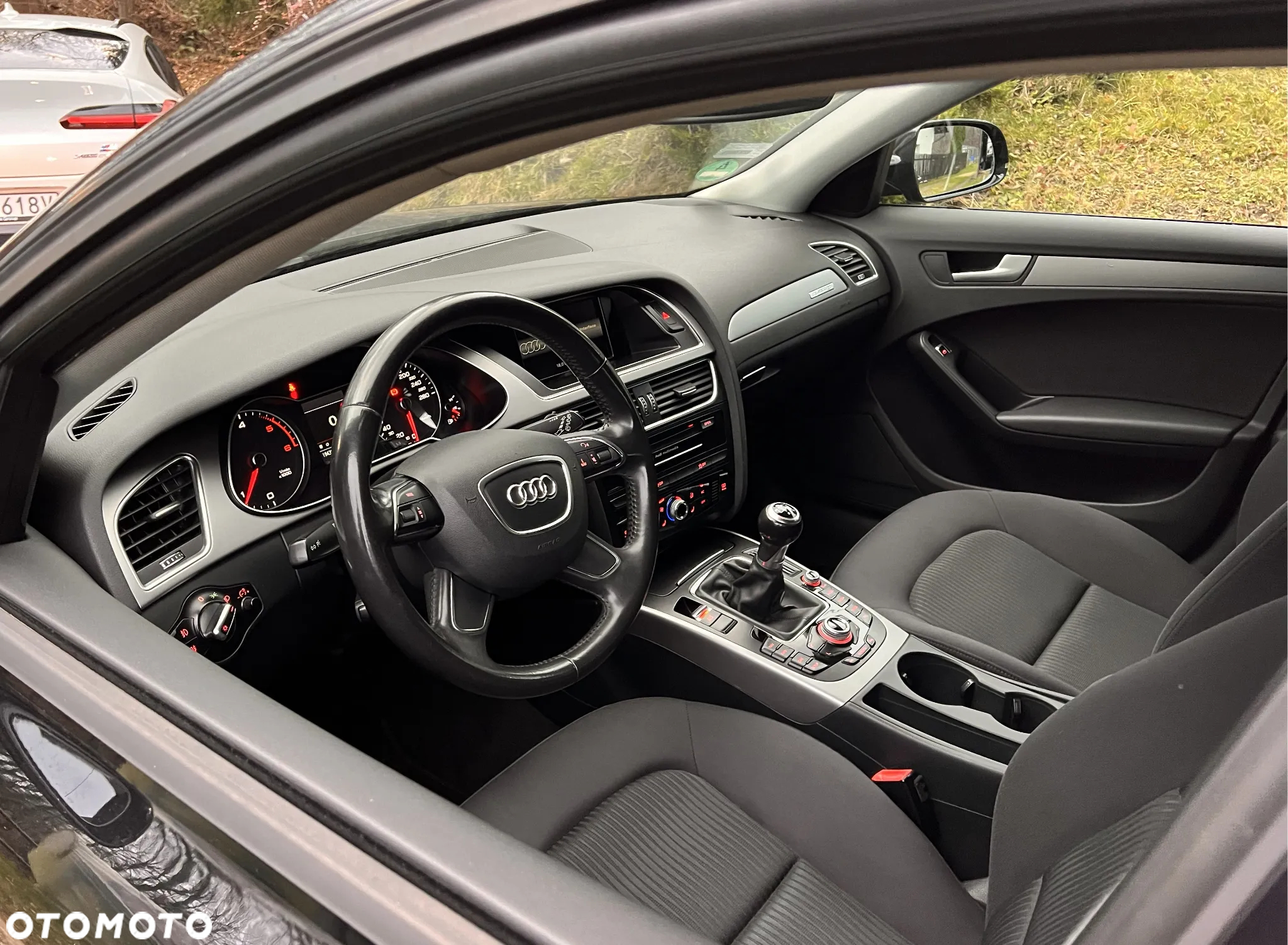 Audi A4 2.0 TDI Quattro - 8