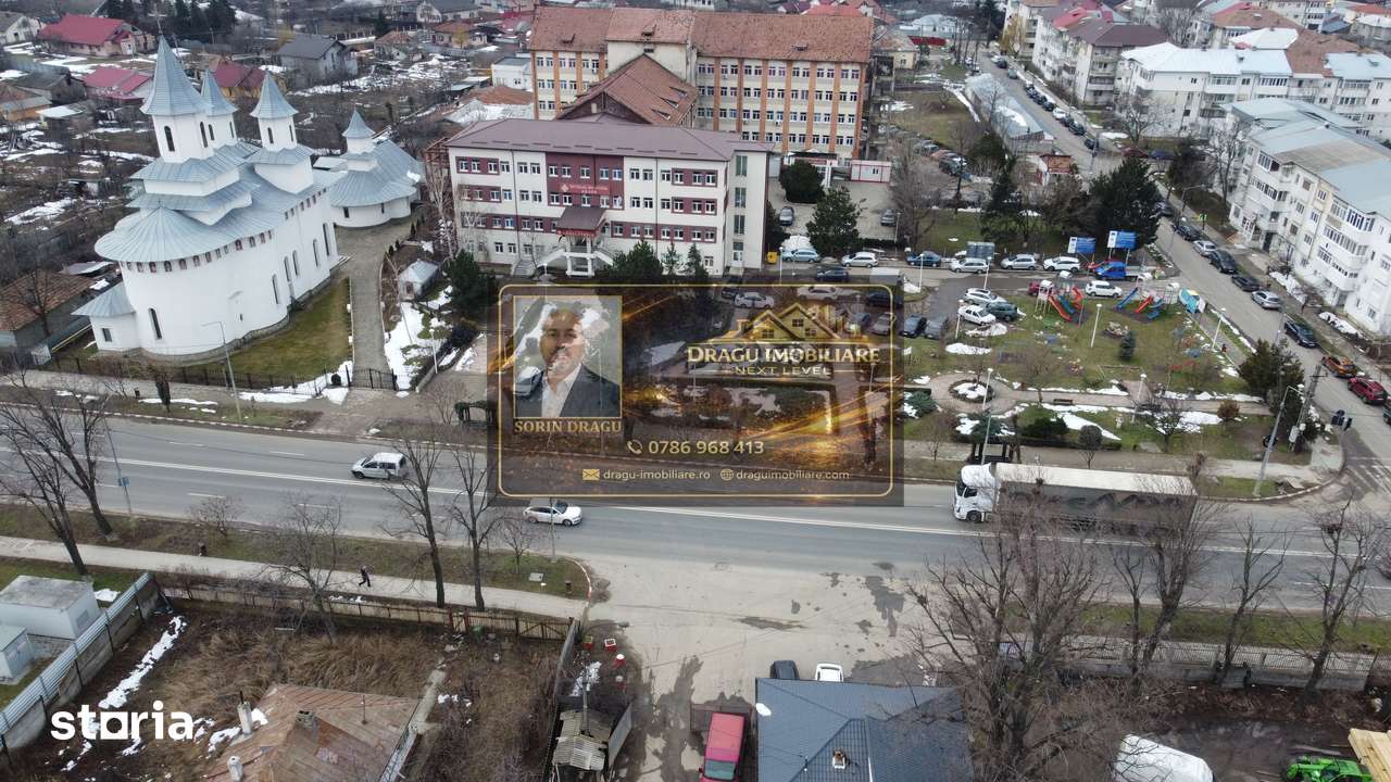 Spațiu comercial la E85 Adjud/ Vis a vis de spitalul municipal - Imagine principală: 5/13