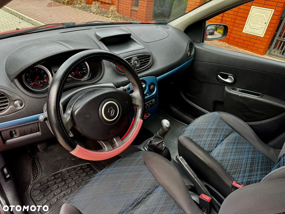 Renault Clio - 5