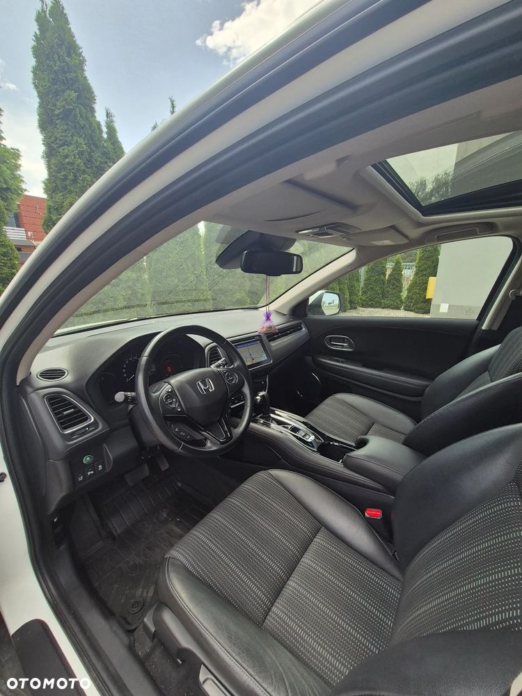 Honda HR-V 1.5 Executive (ADAS) CVT - 11