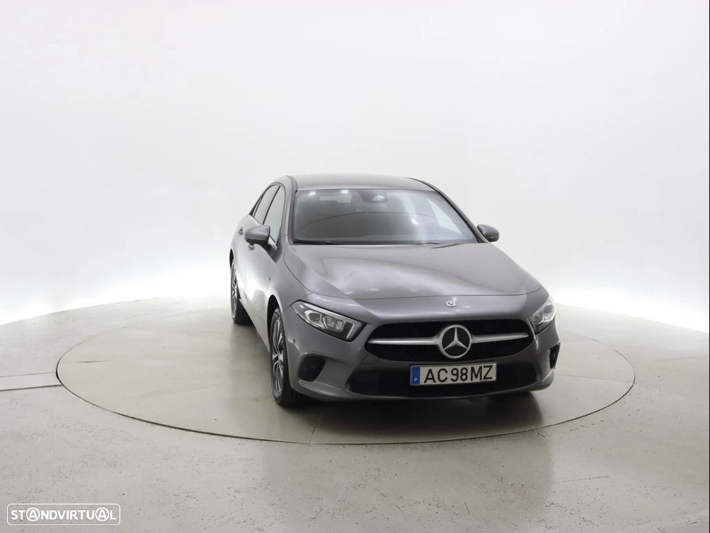 Mercedes-Benz A 250 e Style Plus - 11