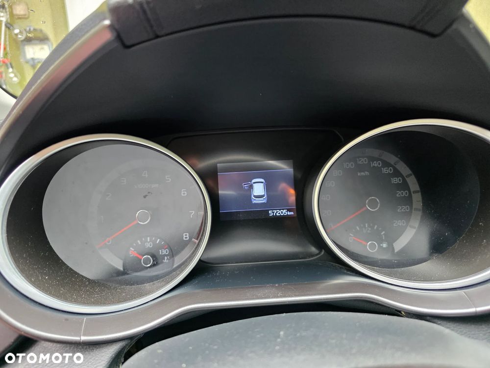 Kia Ceed 1.4 T-GDI M DCT - 9