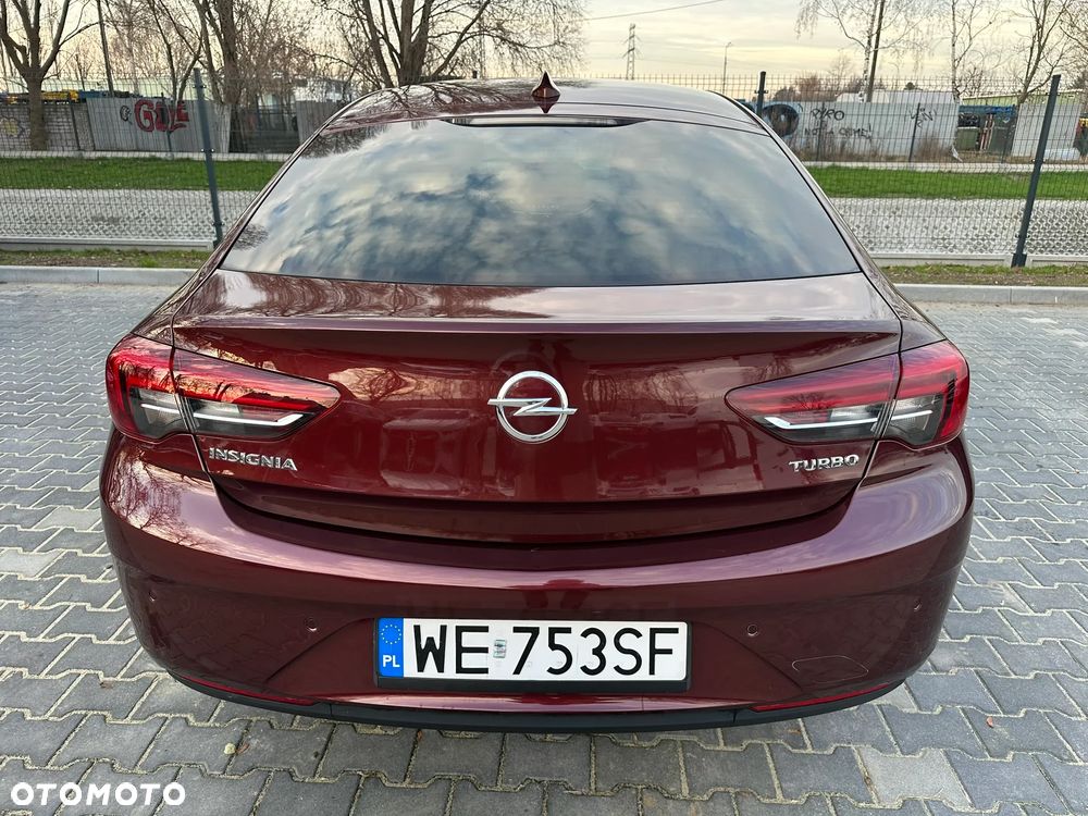 Opel Insignia 1.5 T Innovation S&S - 15