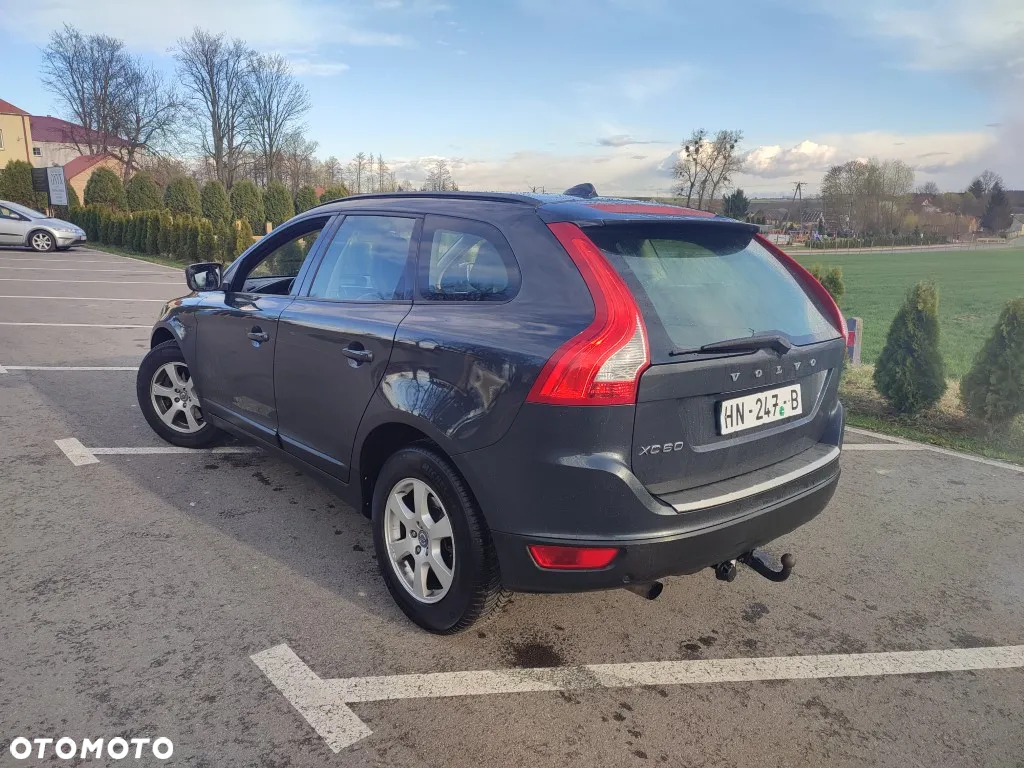 Volvo XC 60 D3 Momentum - 10