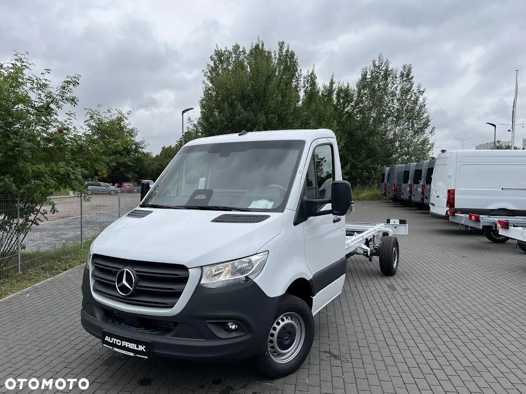 Mercedes-Benz Sprinter - 3