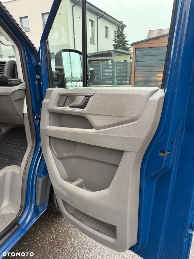 Volkswagen CRAFTER DOKA - 9