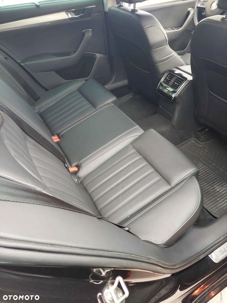 Skoda Superb 2.0 TSI 4x4 L&K DSG - 5